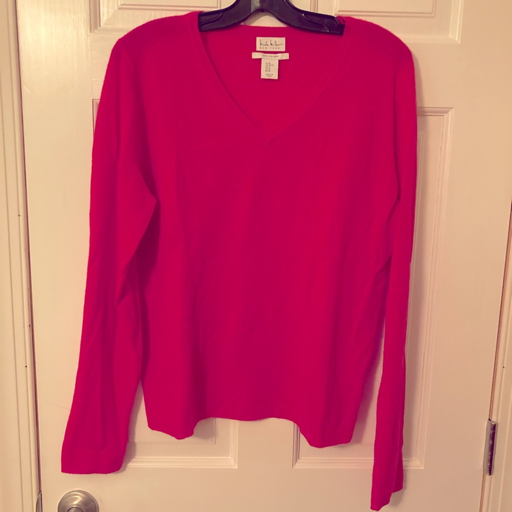 Cashmere v neck sweater size xl